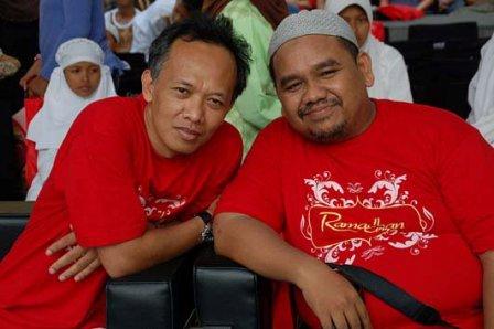 296557_262235463804713_100000547834777_1005496_7177530_n Kang Pepih dan Omjay
