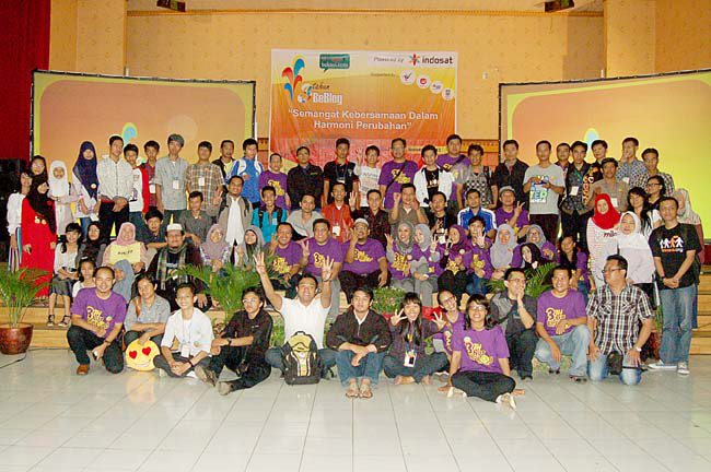 3-th-hut-blogger-bekasi 3-th-hut-blogger-bekasi